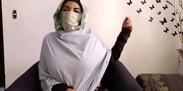 Watch Real Arab In Hijab Praying And Then Masturbating Her Muslim Pussy While Husband Away To Squirting Orgasm 3:35 Indian Porno Movies Movie