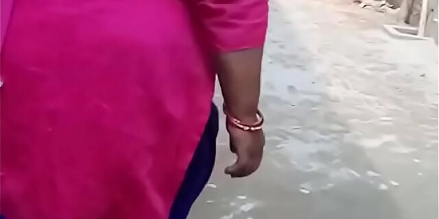 big ass,booty,desi,milf,shake,walking