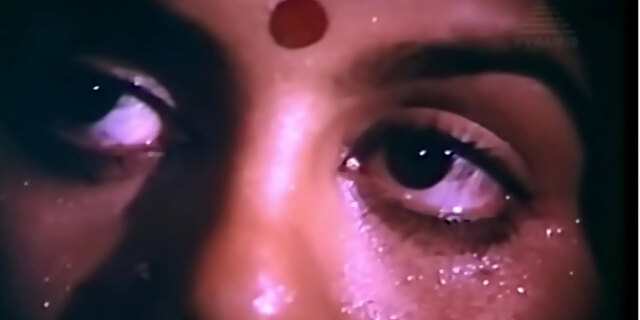 Watch Murli, Kuili Uncensored - Kannil Etho Minnal -song 1:45 Indian Porno Movies Movie