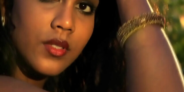 beauty,brunette,indian,milf,solo