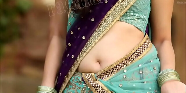 Watch Sexy Saree Navel Tribute 2:35 Indian Porno Movies Movie